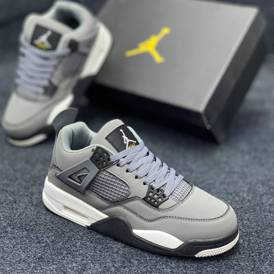 Jordan IV Retro Unisex Sneakers