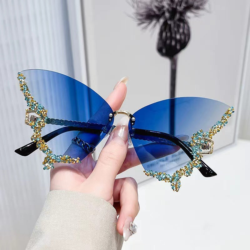 Cross-border New Butterfly Shape Diamond Rimless Sunglasses Women's Fashion Personality Exaggerated Sunglasses European and American Internet Red Broken Diamond