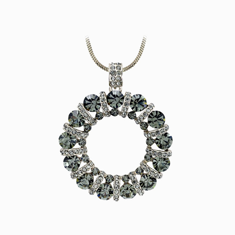 Diamond-Encrusted Circular Sweater Chain for Women 2024 New Autumn and Winter Long Necklace Clothing Accessory Geometric Shape Sparkling Diamond Pendant