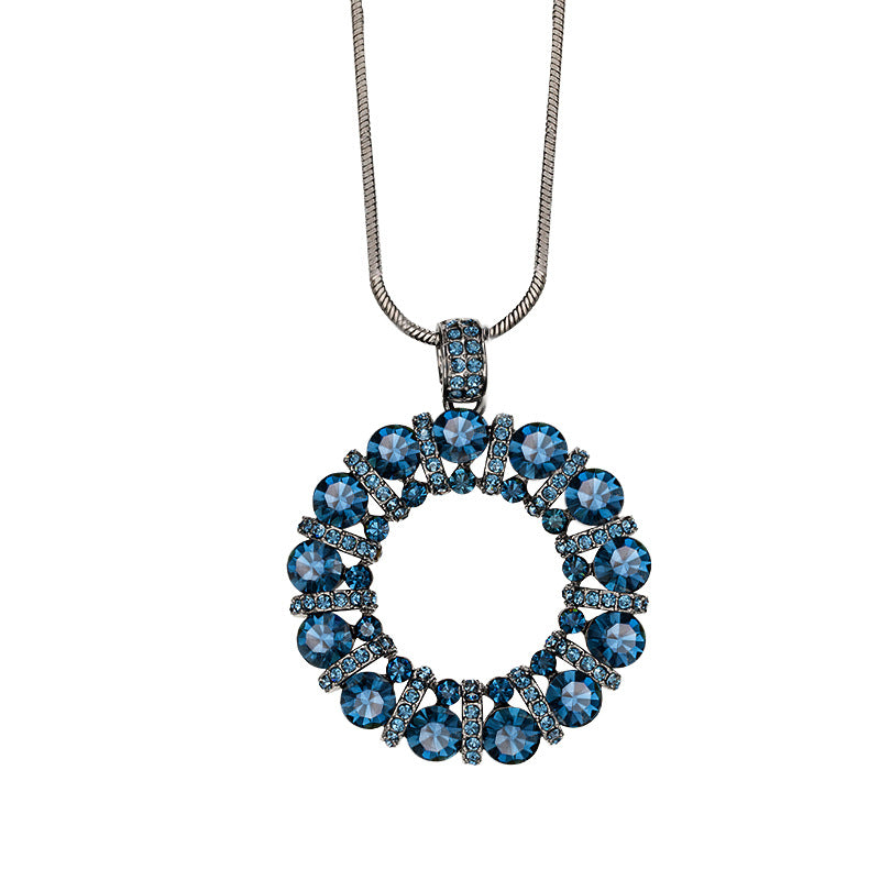 Diamond-Encrusted Circular Sweater Chain for Women 2024 New Autumn and Winter Long Necklace Clothing Accessory Geometric Shape Sparkling Diamond Pendant