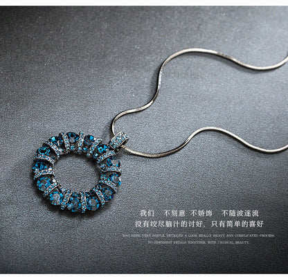 Diamond-Encrusted Circular Sweater Chain for Women 2024 New Autumn and Winter Long Necklace Clothing Accessory Geometric Shape Sparkling Diamond Pendant