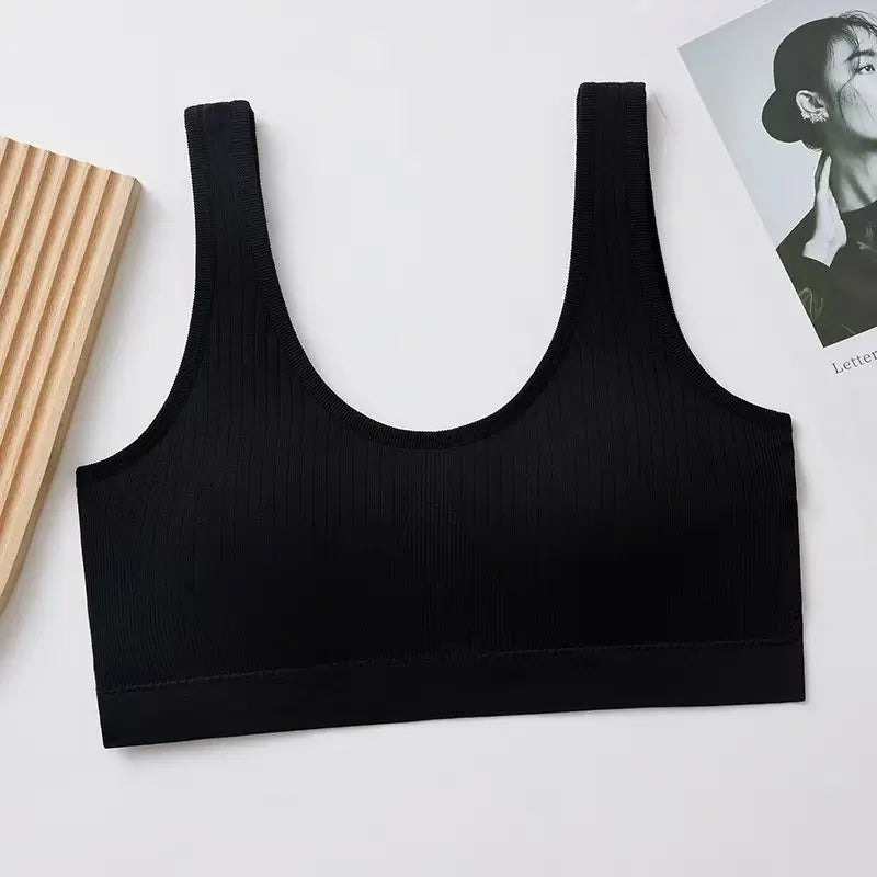 Premium Seamless Bra for Yoga and Gym – Women’s Activewear | Black