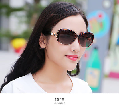 Factory wholesale new ladies sunglasses classic glasses pearl fox head progressive color fashion sunglasses wholesale