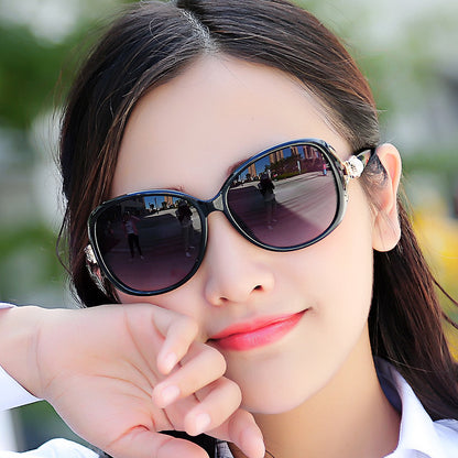 Factory wholesale new ladies sunglasses classic glasses pearl fox head progressive color fashion sunglasses wholesale