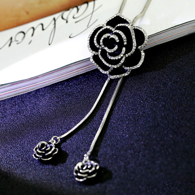 Korean Style Sparkling Black Rose Long Sweater Chain New High-End Elegant Retro Clothing Pendant Necklace Accessories
