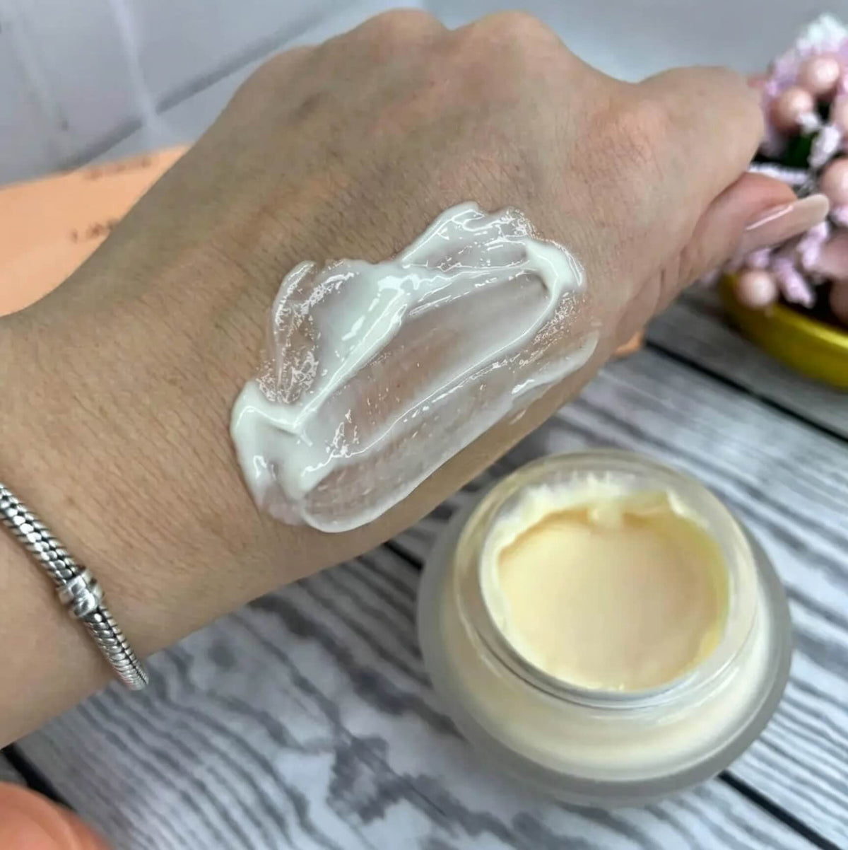 LAIKOU Snail Mucin Anti-Aging Face Cream 50ml | LAIKOU স্নেইল মিউসিন অ্যান্টি-এজিং ফেস ক্রিম