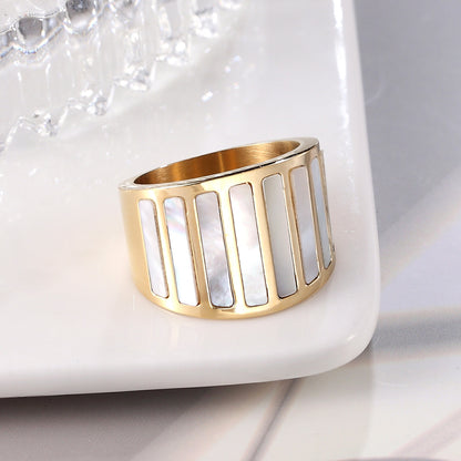 French Retro White Mother-Of-Pearl Striped Ring Titanium Steel Electroplated 18K High-End Ring for Women Niche Light Luxury Style Accessory