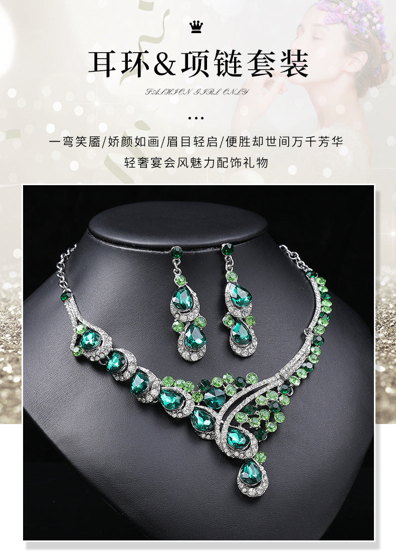 European and American accessories exaggerated retro necklace set women's luxury crystal banquet dress accessories clavicle chain factory direct sales