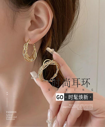 European and American New Full Diamond Circle Earrings Niche Light Luxury Design Sense Earrings Female Temperament Exaggerated Circle Fashion Earrings