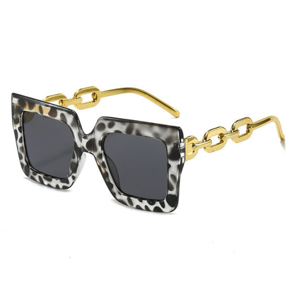 New Cross-Border Chain Anti-Uv Sunglasses European and American Fashion Square Frame Women's High-End Sun Light Luxury Style Square