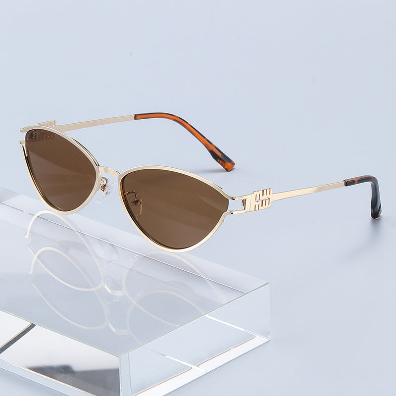 Fashionable Metal Cat-Eye Sunglasses European and American Trendy Women's Sunglasses Light Luxury High-End Anti-Uv Sunglasses for Men