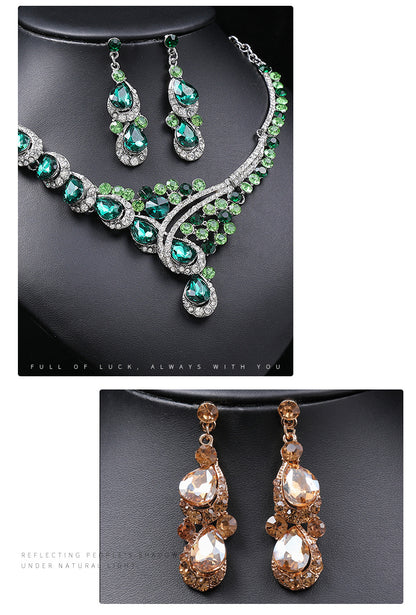European and American accessories exaggerated retro necklace set women's luxury crystal banquet dress accessories clavicle chain factory direct sales