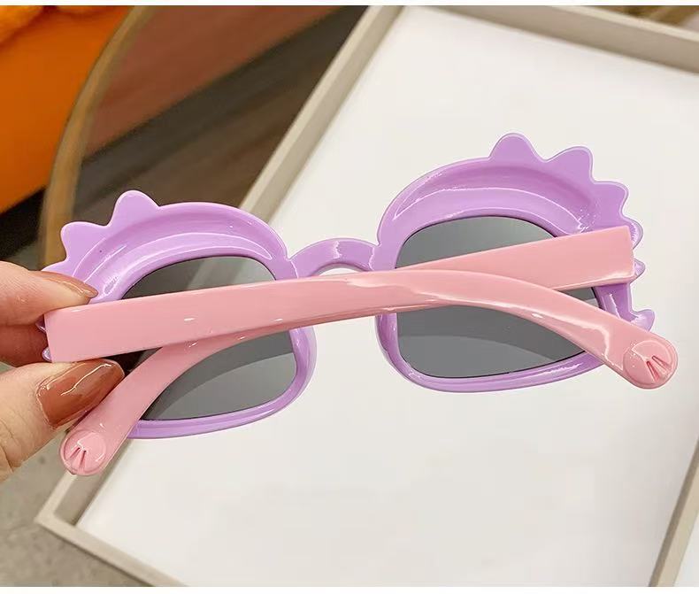 Children's Glasses Baby Sunglasses New Cute Little Dinosaur Cartoon Sunglasses Sun Visors Trendy Boys and Girls Sunglasses