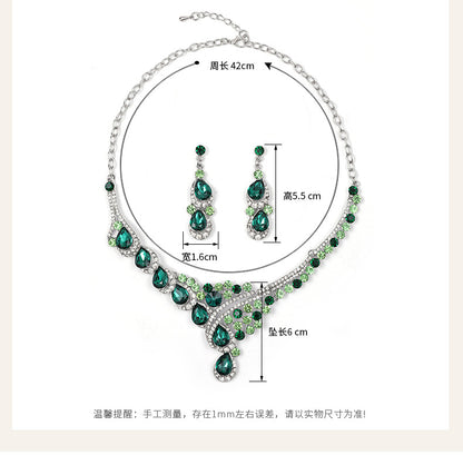 European and American accessories exaggerated retro necklace set women's luxury crystal banquet dress accessories clavicle chain factory direct sales