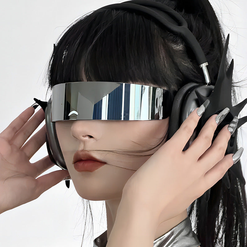 New Futuristic One-Piece Sunglasses, Internet Celebrity Bounce and Stylish European and American Sunglasses, Douyin Live Broadcast
