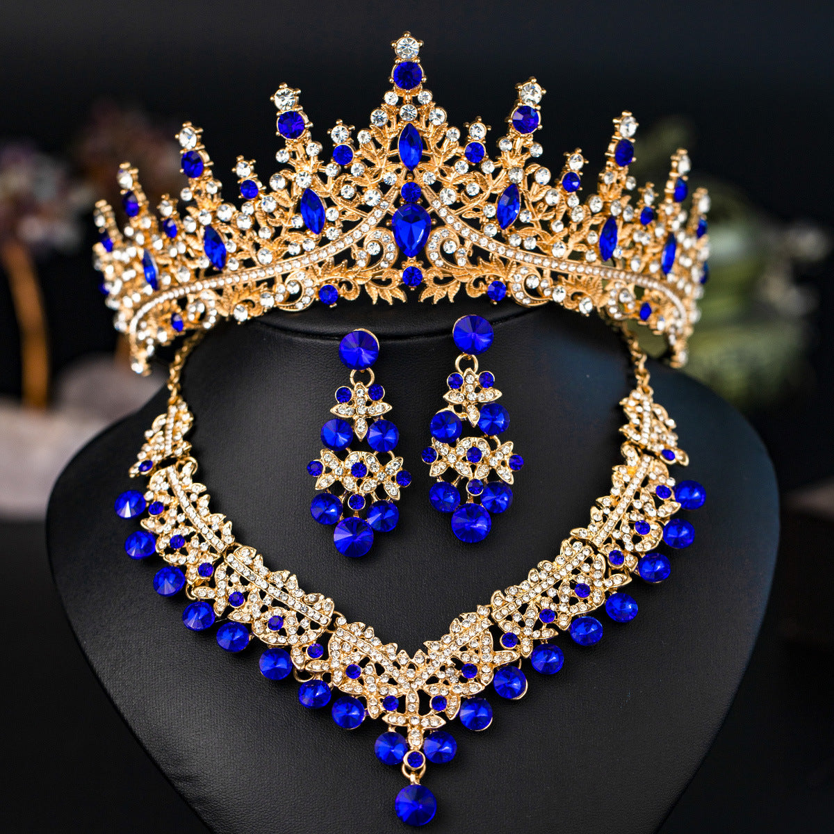 European and American Bride Jewelry Three-piece Suit High-class Dance Wedding Jewelry Alloy Diamond Crown Necklace Earrings suit