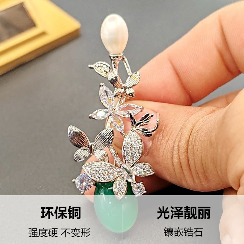 New Flower Brooch High Sense Niche Inlaid Zircon Corsage Women's Clothing Accessories All-match Clothing Accessories in stock