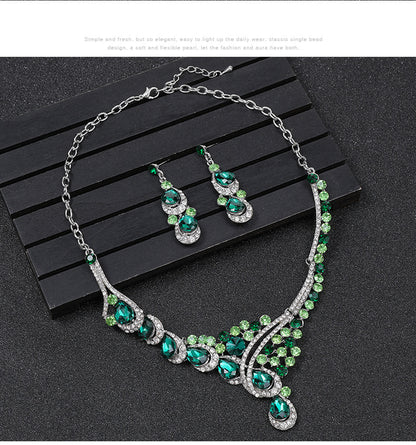 European and American accessories exaggerated retro necklace set women's luxury crystal banquet dress accessories clavicle chain factory direct sales