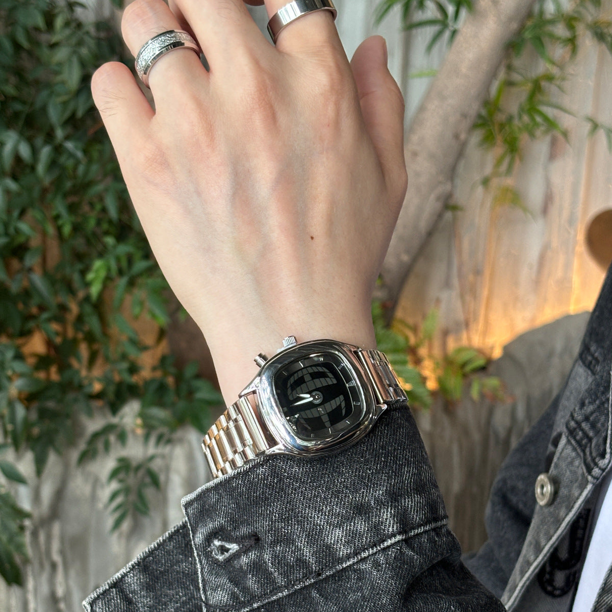 Millennial Retro Fashion Concept Digital Display Sports Men's Watch with Analog Numbers, Niche Ins Trendy Brand Quartz Watch