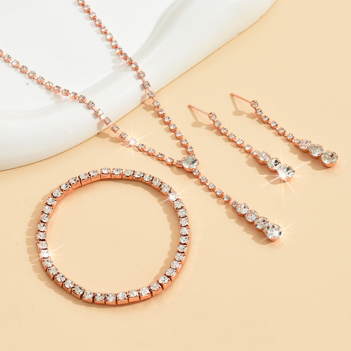 Factory Direct Approval Fashion Wedding Wedding Photography Accessories Earrings Necklace Bracelet Set Combination Multiple Choice