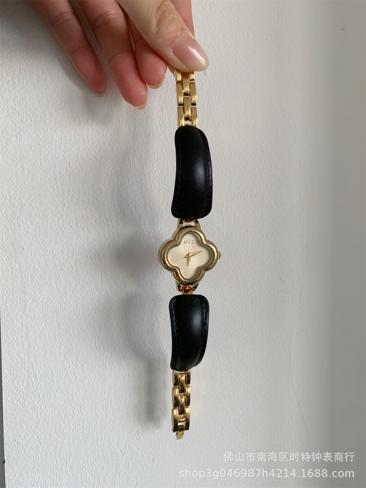 IEKE Fashion Light Luxury Four-leaf Clover Small Chanel Style Leather Bracelet Watch Women's Wristwatch High-end Light Luxury Internet Celebrity Hair
