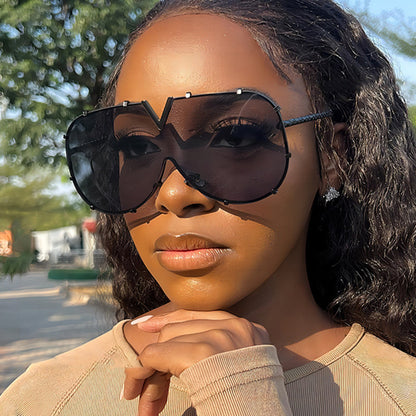Fashion Metal One-Piece Sunglasses 2024 New Cross-Border European and American V Large Frame Sunglasses Ins Internet Celebrity Sunglasses
