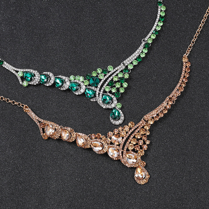 European and American accessories exaggerated retro necklace set women's luxury crystal banquet dress accessories clavicle chain factory direct sales