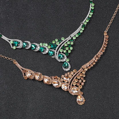 European and American accessories exaggerated retro necklace set women's luxury crystal banquet dress accessories clavicle chain factory direct sales