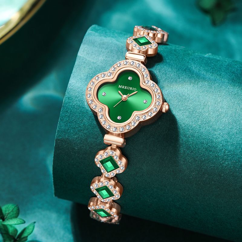 Live Hot Hot Hot Fashion Four-leaf Clover Bracelet Quartz Watch Emerald Women's Watch Women's Watch Factory Wholesale