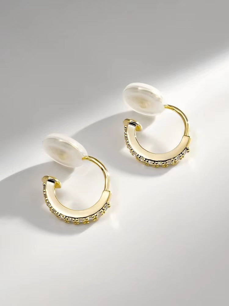 Simple Daily Exquisite Small Ear Clip One-piece Painless Mosquito Incense Plate Earrings Women's Temperament All-match Commuter Ear Accessories