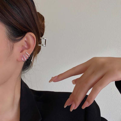European and American fashion retro zircon four-claw earrings high-grade temperament simple zircon female silver pin earrings flash earrings