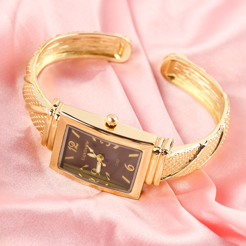 CANSNOW new hot sale Women's Watch All-match golden bracelet personality fashion bracelet quartz watch for women
