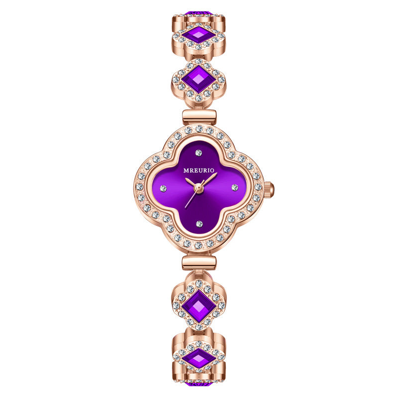Live Hot Hot Hot Fashion Four-leaf Clover Bracelet Quartz Watch Emerald Women's Watch Women's Watch Factory Wholesale