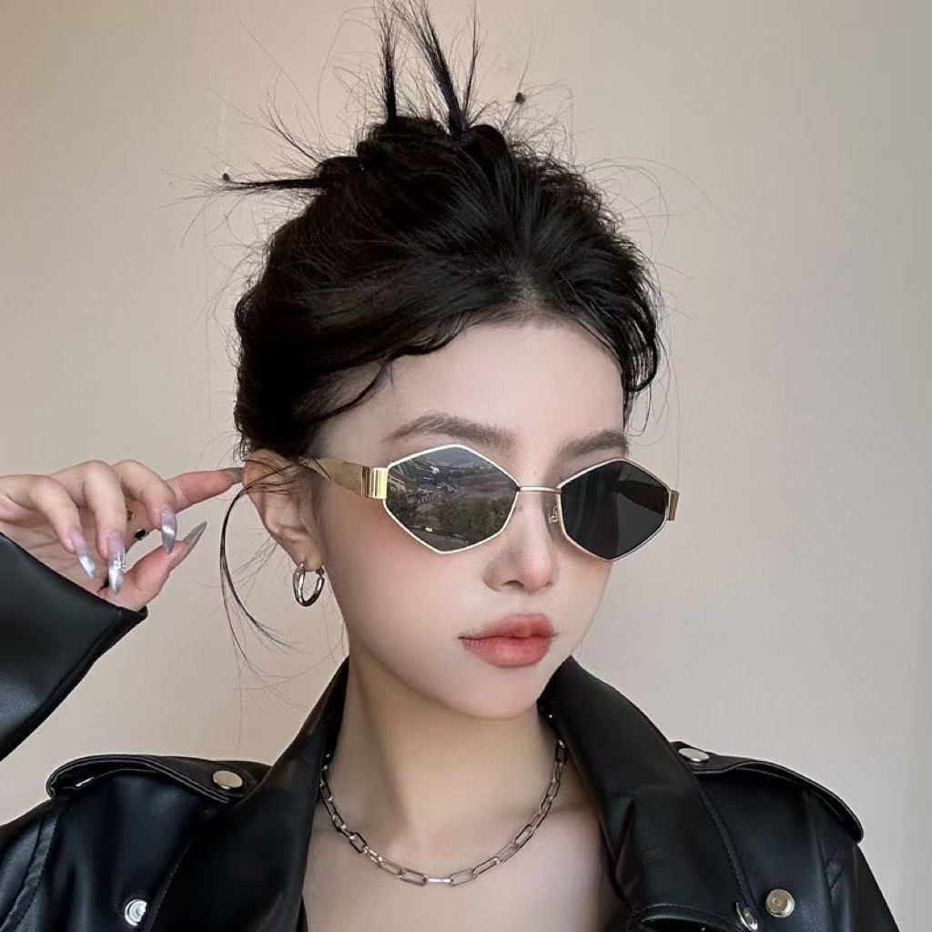 Metal Frame Arc de Triomphe Sunglasses Women's High-end Sense Small Frame Polygon European and American Style Cat Eye Small Face Funny