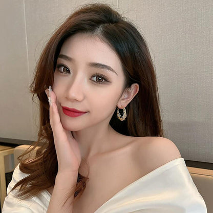 European and American New Full Diamond Circle Earrings Niche Light Luxury Design Sense Earrings Female Temperament Exaggerated Circle Fashion Earrings