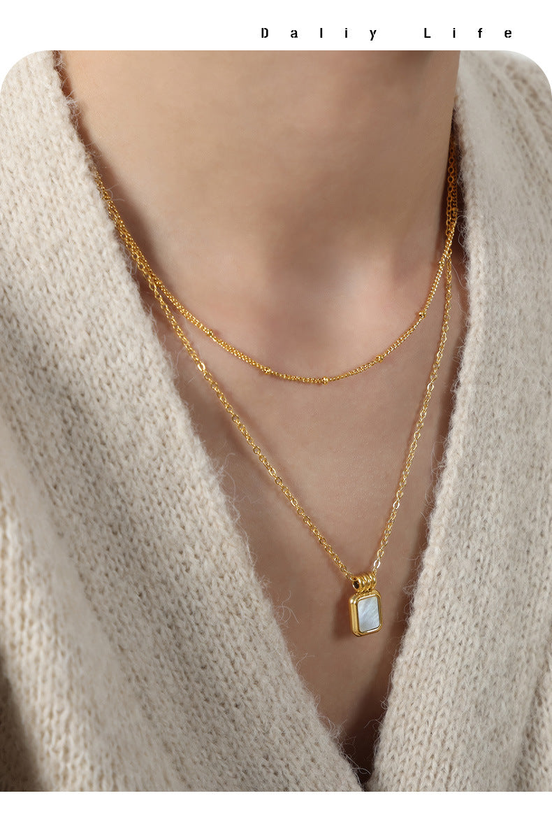 French new cross-border retro fashion all-match light luxury titanium steel plated 18K gold white mother shell pendant necklace female jewelry