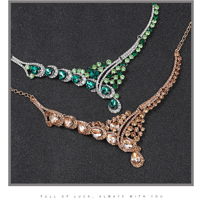 European and American accessories exaggerated retro necklace set women's luxury crystal banquet dress accessories clavicle chain factory direct sales