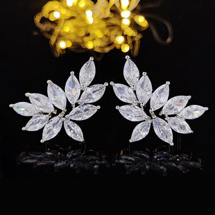 Earrings 18k European and American Women's Temperament Day South Korea Rose Zircon Simple Joker European and American Sweet Jewelry 6153