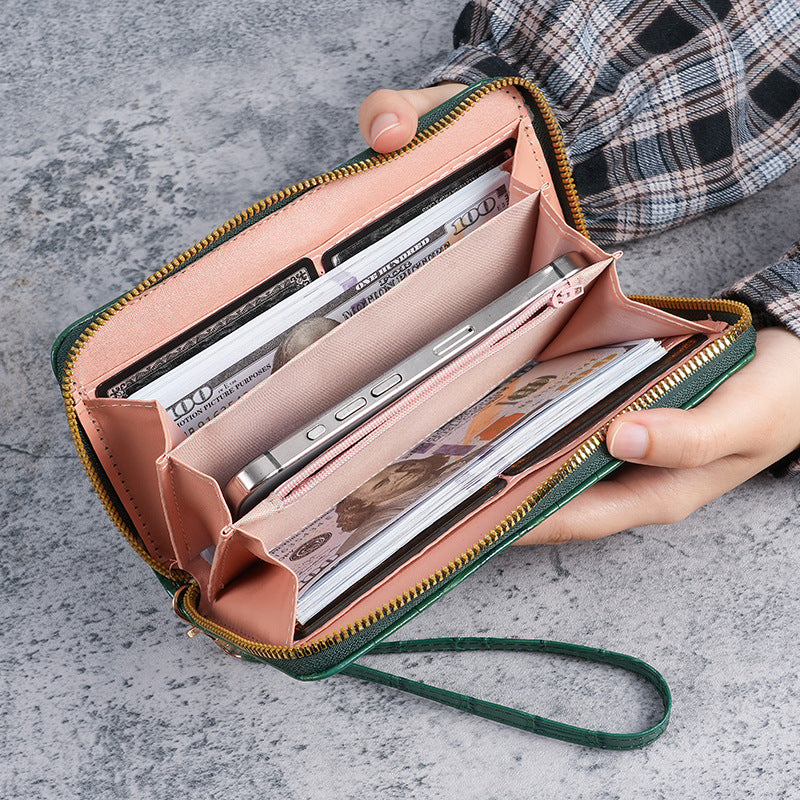 2025 New Women's Long Wallet, Feminine Crocodile Pattern Clutch Wallet, Fashionable Retro Women's Bag