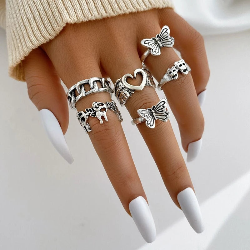 Silver Plated Zinc Alloy Women Rings With Flower Spider Snake Design