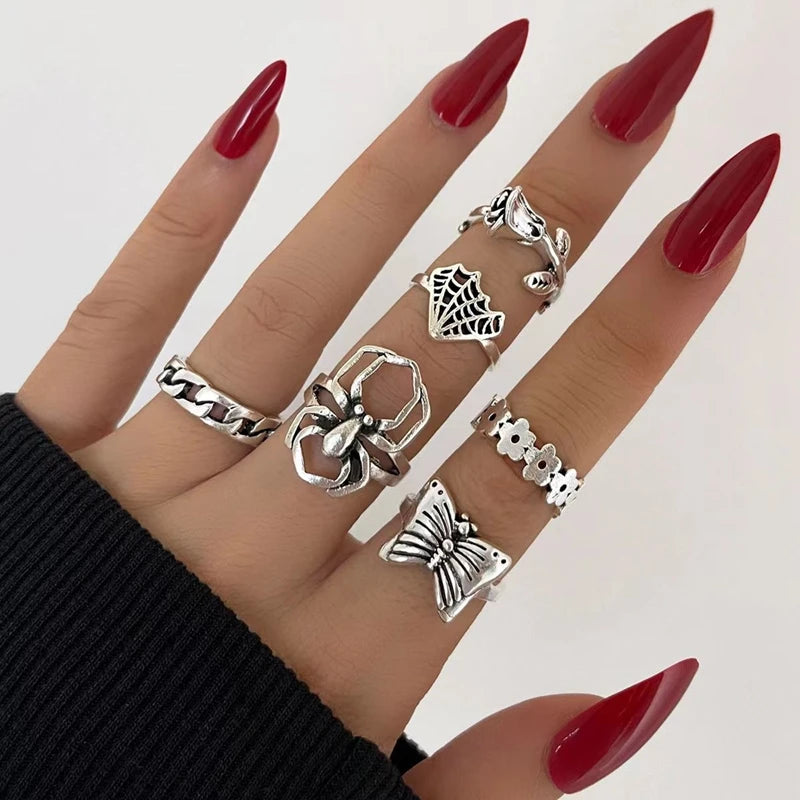 Silver Plated Zinc Alloy Women Rings With Flower Spider Snake Design
