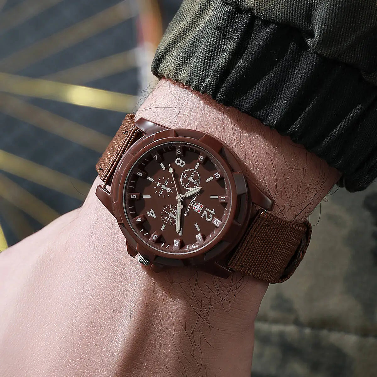 Men Military Watches Casual Nylon Band Mens Sport Quartz Watch Relogio Masculino Reloj Hombre（Without Box）