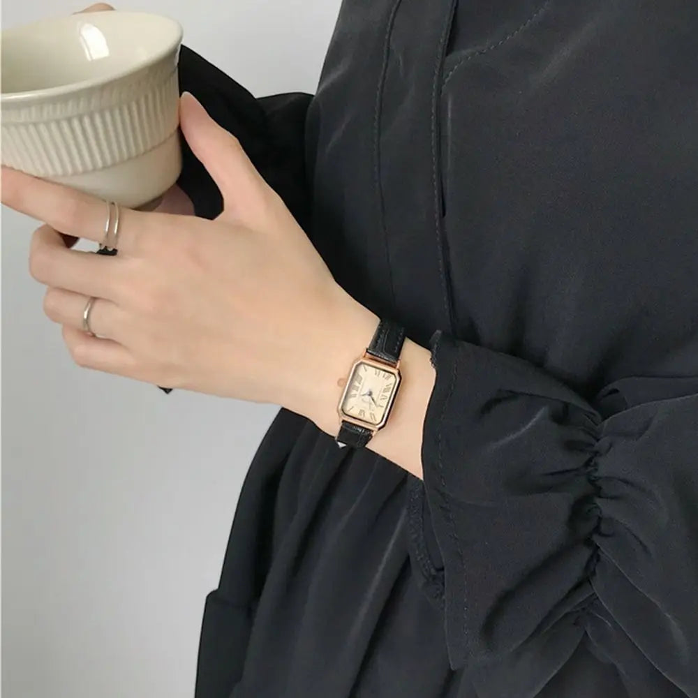 Light Luxury Elegant Women's Quartz Watch Portable Simple Ladies Business Watches Exquisite Waterproof Women's Wrist Watch Women